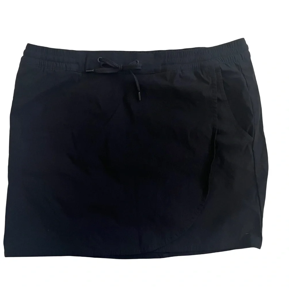 Eddie Bauer Women's Tulip Hem Black Skort, Size Large, Pockets Athletic - Picture 2 of 9